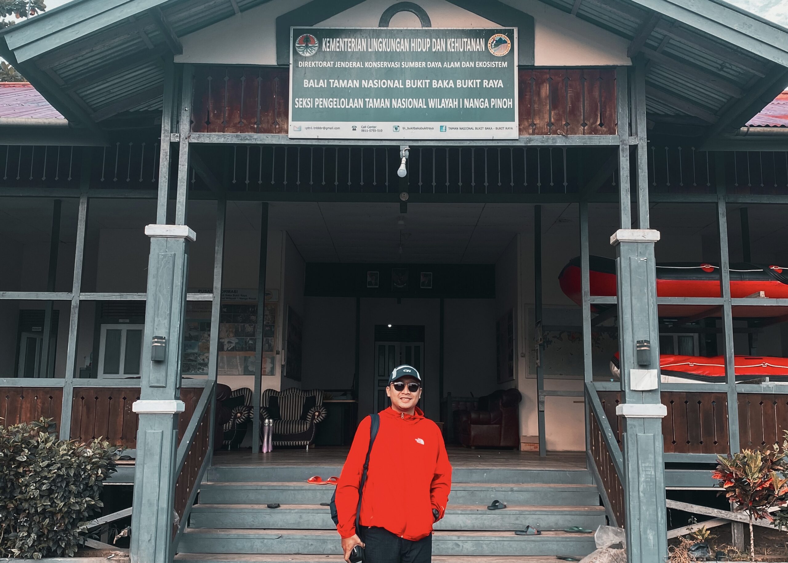 Foto di Depan Balai Taman Nasional Bukit Baka Bukit Raya
