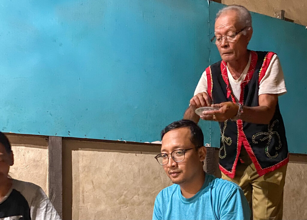 Ritual Adat Gunung Bukit Raya