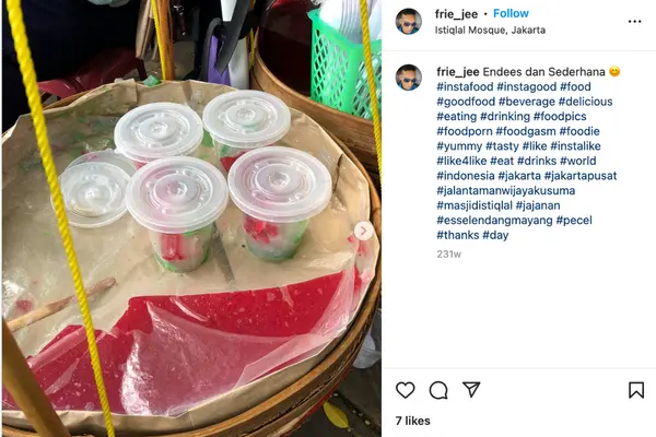 Jajanan es selendang mayang Jajanan es selendang mayang