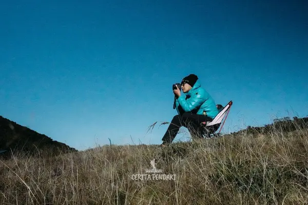 Jaket Bulang Meikha Seri V dipakai di Surya Kencana Gunung Gede