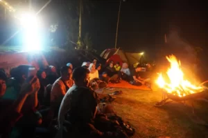 Malam keakraban volunteer