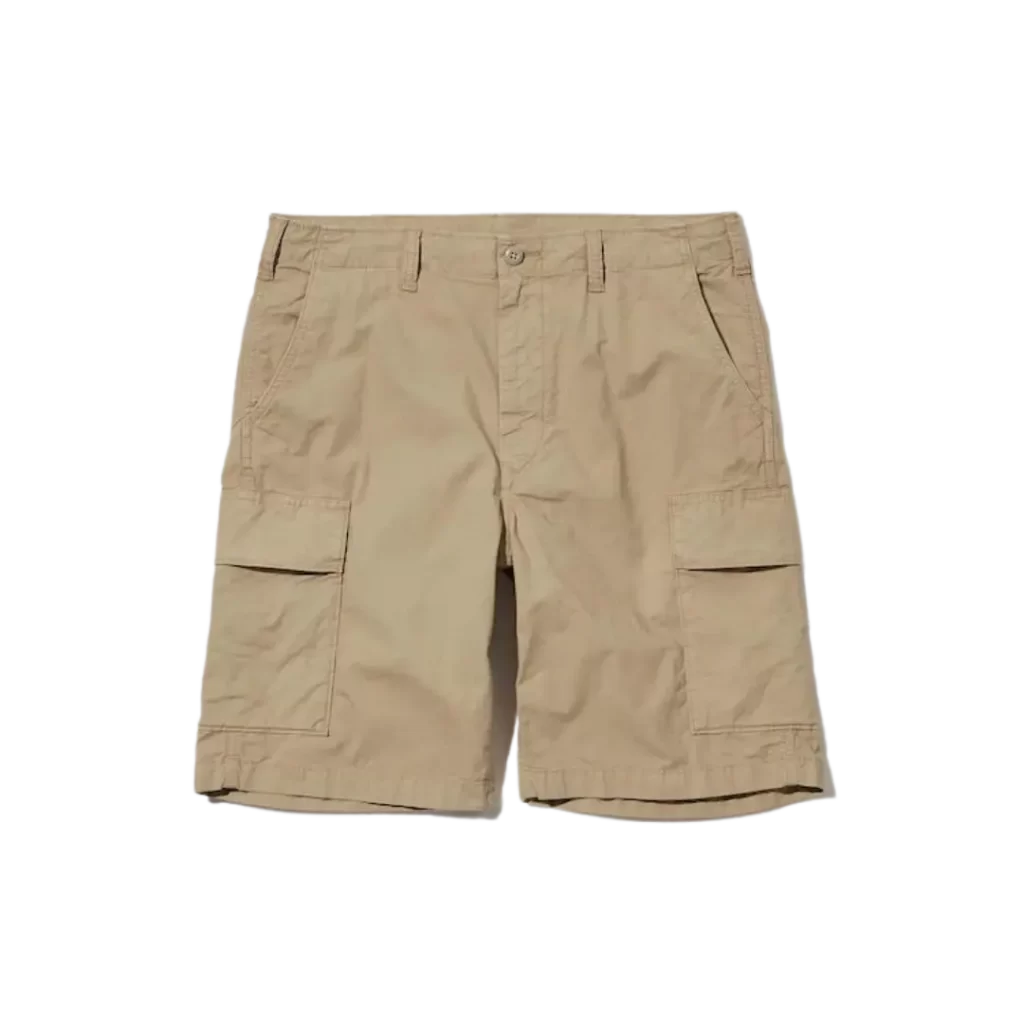 Celana kargo pendek pria yang nyaman dari Uniqlo