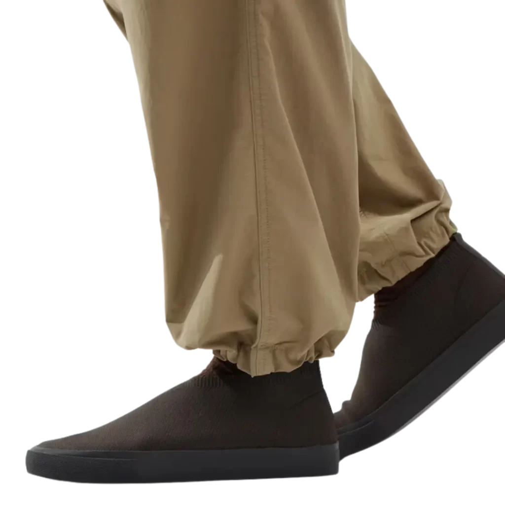 Hem yang dapat disesuaikan sesuai style kamu