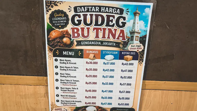 Daftar harga Gudeg Jogja Bu Tinah di Stasiun Gondangdia